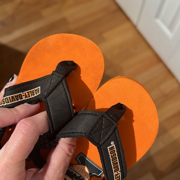 Baby Toddler Harley Davidson flip flops. Size 4/5 great condition orange black - Picture 5 of 5